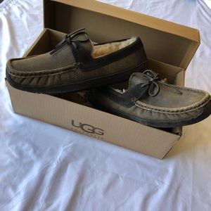 UGG Men’s Dark Brown Slip-on Byron Loafers Size 10 New